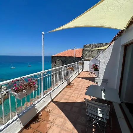 Lady White Vendégház 4*