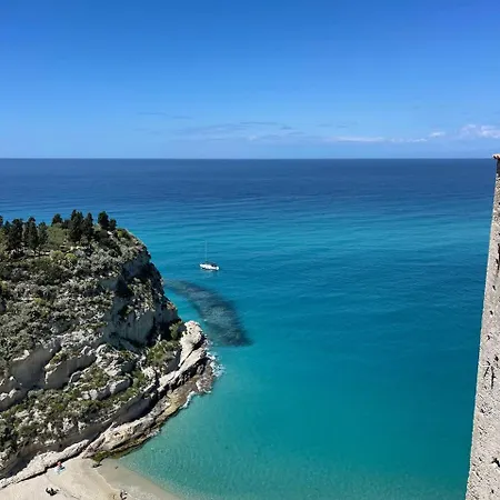 Lady White Tropea